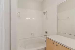 11560 Captiva Kay Dr, Riverview, FL 33569 - Photo 13