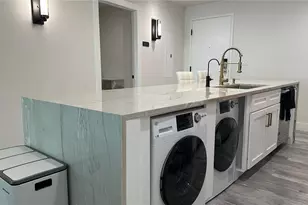 1120 E Kennedy Blvd, Tampa, FL 33602 - Photo 5