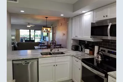 6219 Palma Del Mar Boulevard S #112, Saint Petersburg, FL 33715 - Photo 11