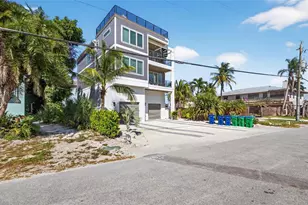 100 12th St N, Bradenton Beach, FL 34217 - Photo 43