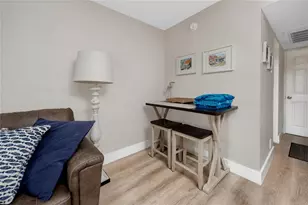 282 Treasure Island Causeway, Treasure Island, FL 33706 - Photo 9