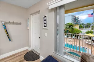 282 Treasure Island Causeway, Treasure Island, FL 33706 - Photo 5