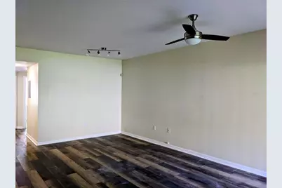 6413 Hollydale Place #101, Riverview, FL 33578 - Photo 3