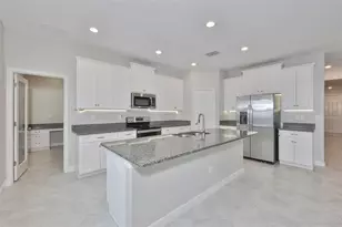 11454 Freshwater Ridge Dr, Riverview, FL 33569 - Photo 13