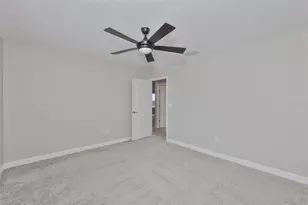 11454 Freshwater Ridge Dr, Riverview, FL 33569 - Photo 41