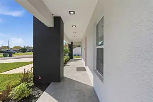 10104 N Dartmouth Ave, Tampa, FL 33612 - Photo 5