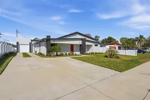 10104 N Dartmouth Ave, Tampa, FL 33612 - Photo 3