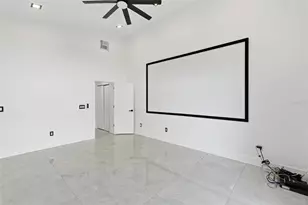 10104 N Dartmouth Ave, Tampa, FL 33612 - Photo 23