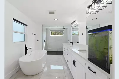 10104 N Dartmouth Avenue, Tampa, FL 33612 - Photo 29