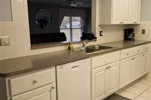 9018 37th St N, Pinellas Park, FL 33782 - Photo 17