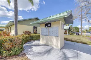 6077 113th St, Seminole, FL 33772 - Photo 37