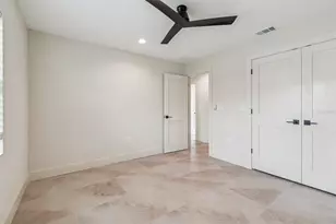 3921 Versailles Dr, Tampa, FL 33634 - Photo 19