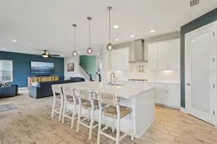 6169 Golden Nettle Dr, Apollo Beach, FL 33572 - Photo 11