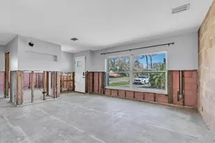 735 Snell Isle Blvd NE, Saint Petersburg, FL 33704 - Photo 5