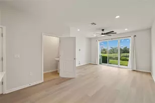 5489 Elmview Xing, Wesley Chapel, FL 33545 - Photo 11