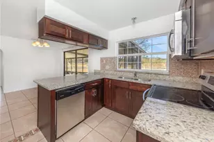 8327 Jacqueline Ct, Zephyrhills, FL 33541 - Photo 19