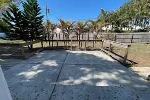 6556 27th St N, Saint Petersburg, FL 33702 - Photo 37