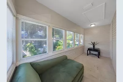 614 8th Street N, Saint Petersburg, FL 33701 - Photo 27