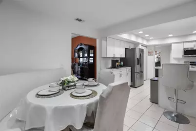 1619 Palace Court, Valrico, FL 33594 - Photo 21