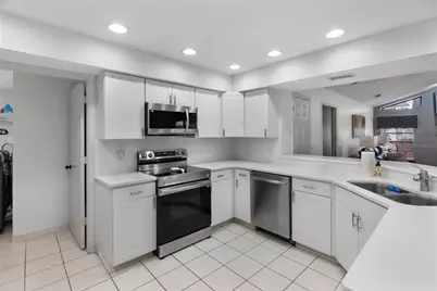 1619 Palace Court, Valrico, FL 33594 - Photo 19