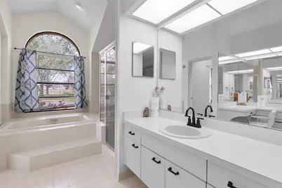 1619 Palace Court, Valrico, FL 33594 - Photo 39