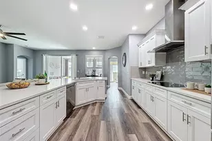 8740 Maple Pond Ct, Trinity, FL 34655 - Photo 9