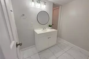 7604 Abbey Ln, Tampa, FL 33617 - Photo 29