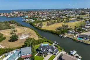 945 Bunker View Dr, Apollo Beach, FL 33572 - Photo 7