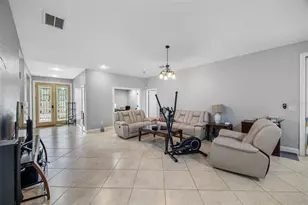 534 Berkley Ave, Tarpon Springs, FL 34689 - Photo 13