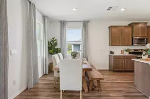 17516 Acorn Drop Rd, Land O Lakes, FL 34638 - Photo 9