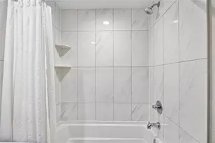 200 4th Ave S, Saint Petersburg, FL 33701 - Photo 23