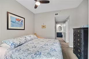 200 4th Ave S, Saint Petersburg, FL 33701 - Photo 17