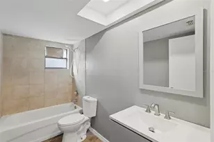 11696 Currie Ln, Largo, FL 33774 - Photo 19