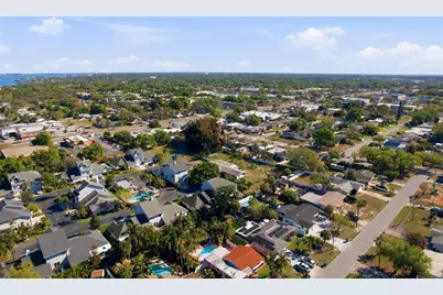 11696 Currie Lane, Largo, FL 33774 - Photo 33