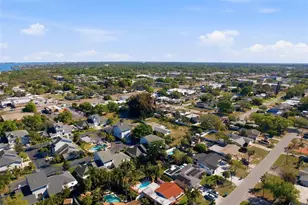 11696 Currie Ln, Largo, FL 33774 - Photo 33