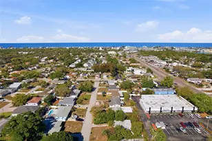 11696 Currie Ln, Largo, FL 33774 - Photo 29