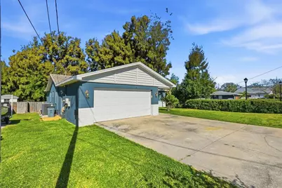 11696 Currie Lane, Largo, FL 33774 - Photo 3