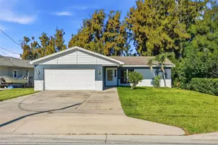 11696 Currie Ln, Largo, FL 33774 - Photo 1