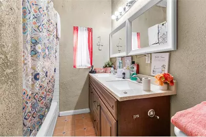 1900 17th Street S, Saint Petersburg, FL 33712 - Photo 25