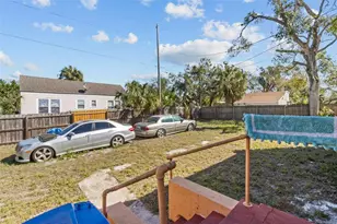 1900 17th St S, Saint Petersburg, FL 33712 - Photo 29