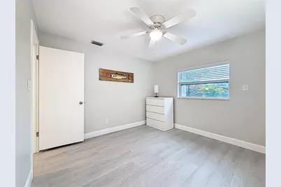 2400 Granada Circle W, Saint Petersburg, FL 33712 - Photo 25