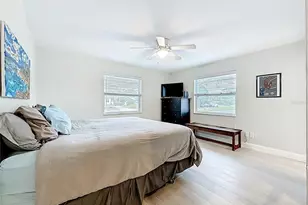 2400 Granada Cir W, Saint Petersburg, FL 33712 - Photo 31