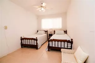 8325 112th St, Seminole, FL 33772 - Photo 11