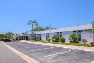 8325 112th St, Seminole, FL 33772 - Photo 21