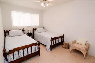 8325 112th St, Seminole, FL 33772 - Photo 11