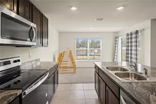 36727 Spanish Rose Dr, Dade City, FL 33525 - Photo 13