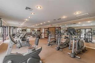 10375 Carrollwood Ln, Tampa, FL 33618 - Photo 39