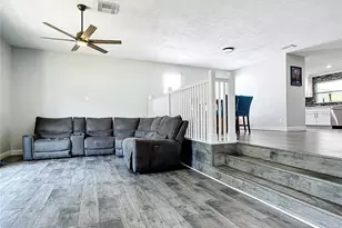 2175 Santa Paula Dr, Dunedin, FL 34698 - Photo 5