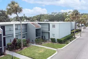 2876 Somerset Park Dr, Tampa, FL 33613 - Photo 19