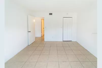 2876 Somerset Park Drive #201, Tampa, FL 33613 - Photo 5